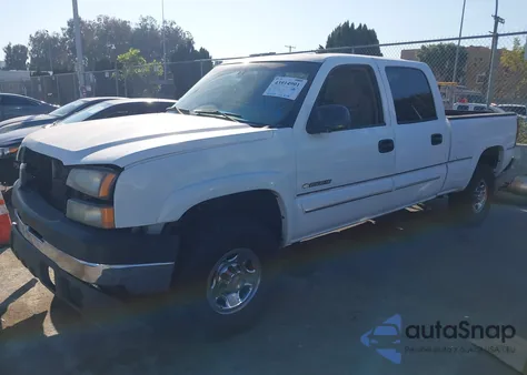2004 Chevrolet Silverado 2500Hd Ls из США, поврежденный, VIN 1GCHC23U64F147849